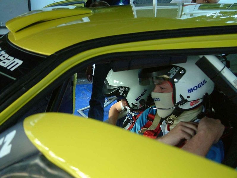 Jiří Hladík se svým zbrusu novým vozem Renault Clio Rally5 Phase II.