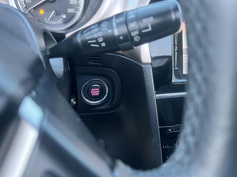 Suzuki Vitara 1,6 88KW,4x4,NAVI,PANORAMA - fotka 39 z 47