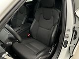 Volvo V90 B4 MOMENTUM AUT  - náhled 17