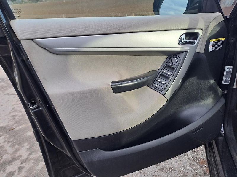 Citroën C4 Picasso (2012) 1.6 HDi SERVISKA - fotka 12 z 26