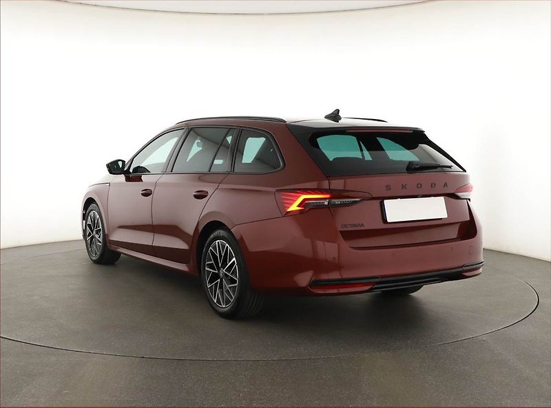 Škoda Octavia (2025) Sportline 2.0 TDI - fotka 4 z 18