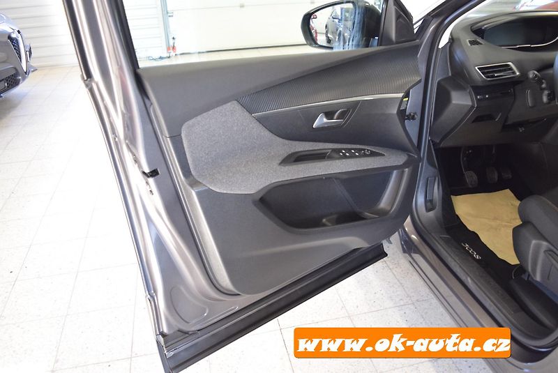 Peugeot 3008 1.5 HDI ACTIVE PACK 96 kW 2022 - fotka 26 z 61