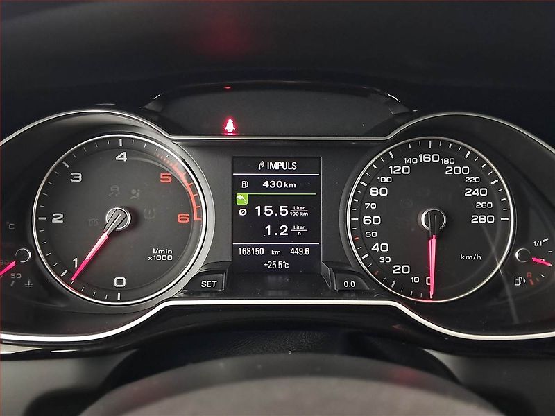 Audi A4 (2016) S-Line 2.0 TDI, Serv.kniha - fotka 11 z 19