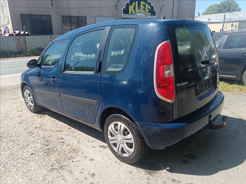 Škoda Roomster 1,2 TSi DSG  Ambition - fotka 8 z 19