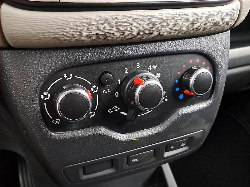 Dacia Dokker (2015) Arctica 1.2 TCe, 5Míst, ČR - fotka 15 z 15