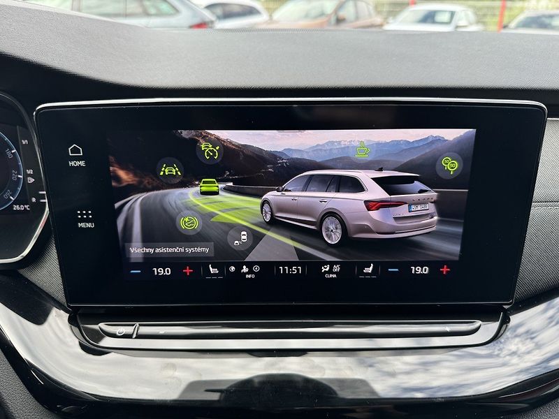 Škoda Octavia (2023) 2.0TDi DSG Ad.LED Webasto - fotka 13 z 50