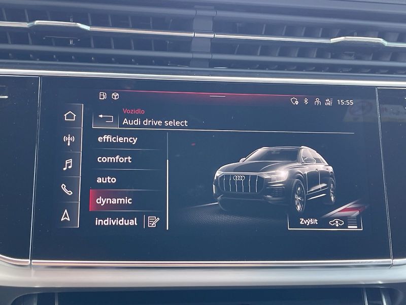 Audi Q8 (2023) 50 TDI 210 kW Quattro S-Line T - fotka 14 z 35