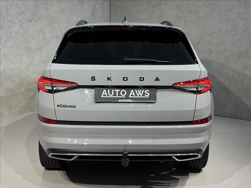 Škoda Kodiaq 2,0 TDi  DSG Sportline Virtual - fotka 9 z 47