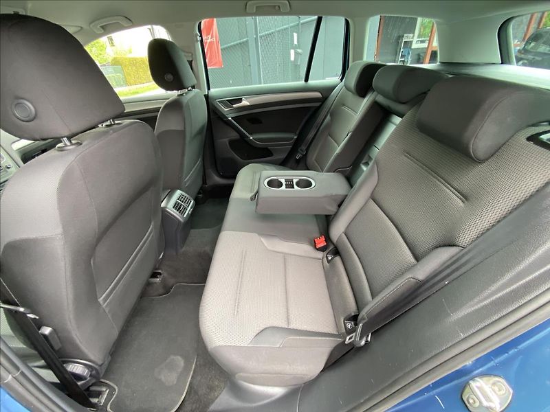 Volkswagen Golf 1,4 TSi REZERVACE  Serviska,Pa - fotka 30 z 50
