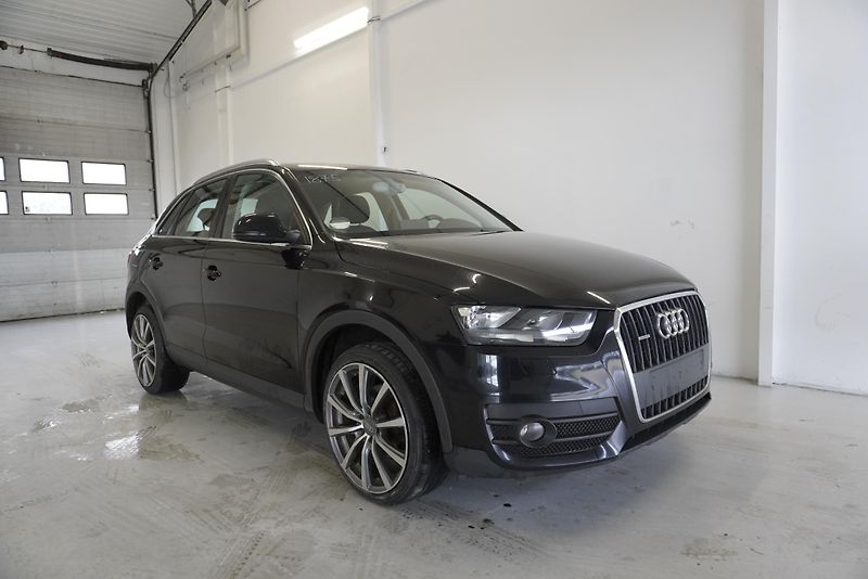 Audi Q3 2.0 TDI 130kW QUATTRO S-TRONIC - fotka 2 z 32