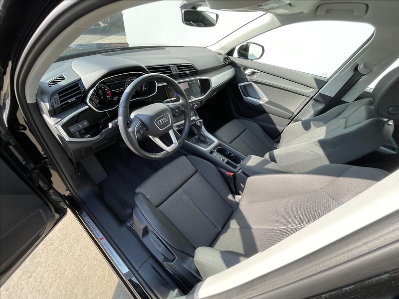 Audi Q3 1,5 TFSI AT7 S line Gravity - fotka 5 z 23