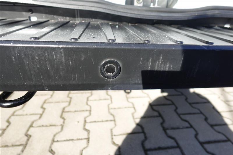 Ford Transit 2,0 TDCI  JUMBO 6MÍST KLIMA - fotka 18 z 41