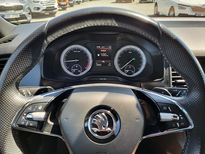 Škoda Kodiaq 2.0 TDi DSG 4x4 SPORTLINE *ČR - fotka 10 z 48