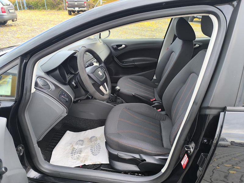 Seat Ibiza (2011) 1.2 DOLOŽENÉ KM, 1.MAJITEL - fotka 9 z 29