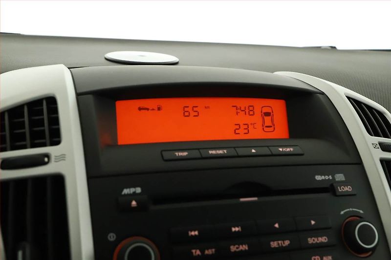 Kia Ceed (2007) LX 1.4 CVVT, ČR,1.maj - fotka 9 z 12