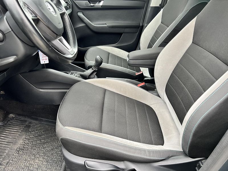 Škoda Fabia JOY 1.0MPi 55kw KLIMA NAVI ALU - fotka 11 z 47