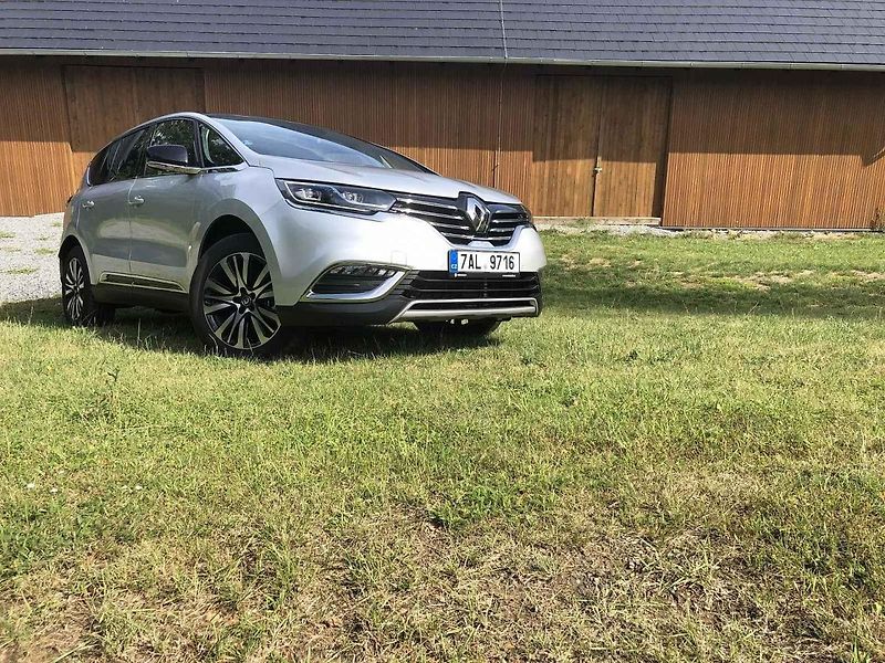 Renault Talisman má naopak dražší benzinový motor.