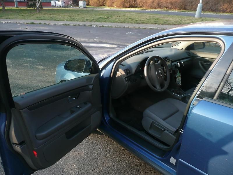 ZKUŠENOSTI UŽIVATELE: Audi A4 AVB