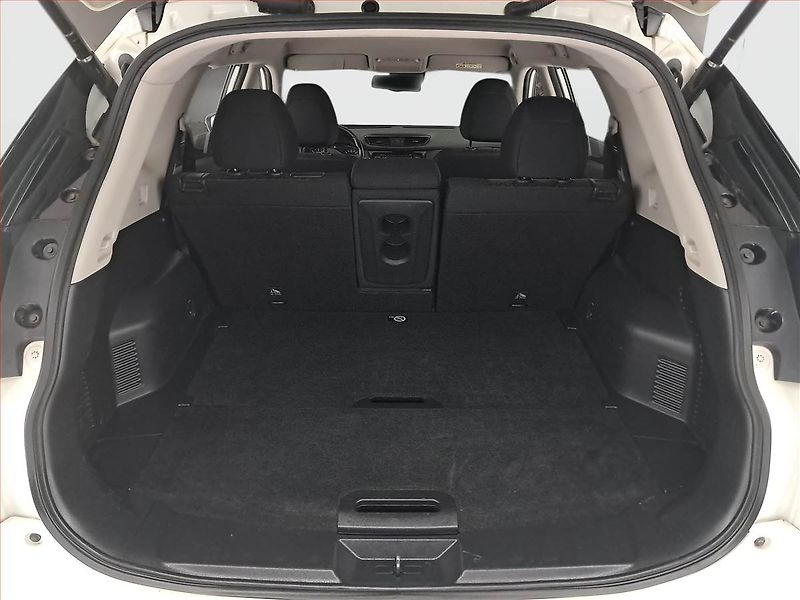 Nissan X-Trail (2018) 2.0 dCi, 4X4, Automat - fotka 14 z 19