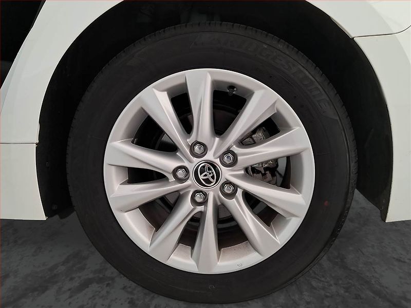 Toyota Corolla (2025) Comfort 1.8 Hybrid - fotka 15 z 22