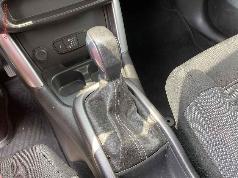 Citroën C3 Aircross (2019) 1.2 PT, Feel, AT, navi - fotka 16 z 19