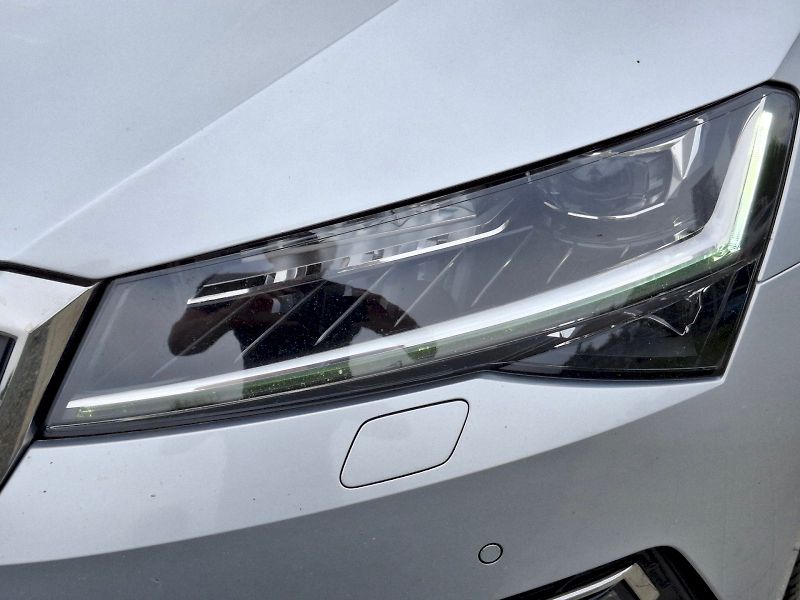 Škoda Superb (2019) Style Extra DSG 2,0TDi 140kW - fotka 35 z 35
