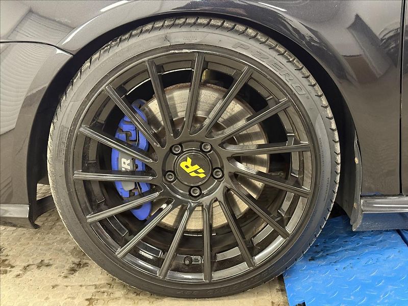 Volkswagen Golf 3,2 V6 4Motion R32 - fotka 22 z 23