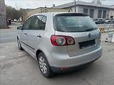 Volkswagen Golf Plus 1,9 TDi DSG  Comfortline - náhled 8