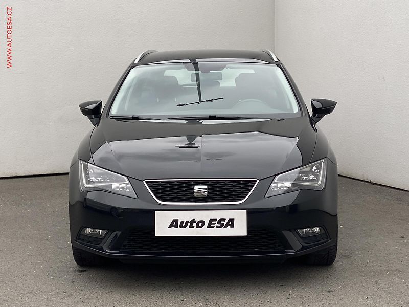 Seat Leon (2015) 1.2 TSi, Style, LED, TZ - fotka 2 z 16