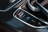 Mercedes-Benz Třídy E (2017) E63S AMG 4Matic+ V8 Biturbo - náhled 30
