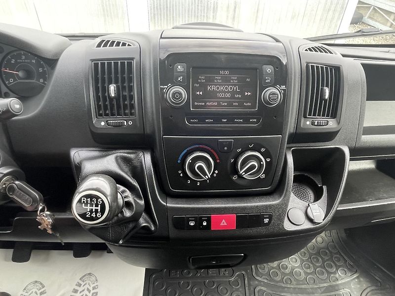 Peugeot Boxer 2.2HDi 120PS CZ DPH REZERVACE! - fotka 132 z 139