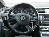 Škoda Octavia (2014) 1.6TDi, AC, tempo, park.asist - náhled 13