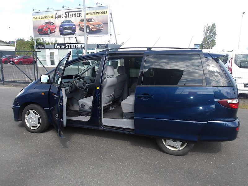 Toyota Previa 2,4i 7 MÍST AUTOMAT !! - fotka 12 z 27