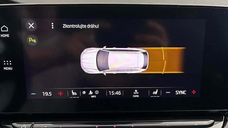 Škoda Octavia 2.0 TDI Style Combi - fotka 12 z 29