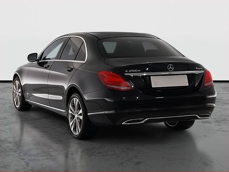 Mercedes-Benz Třídy C (2018) C 250 d 4MATIC, 4X4, Automat - fotka 4 z 22
