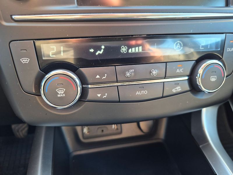 Renault Kadjar 1.2Tce 96kW, perfektní stav - fotka 13 z 20