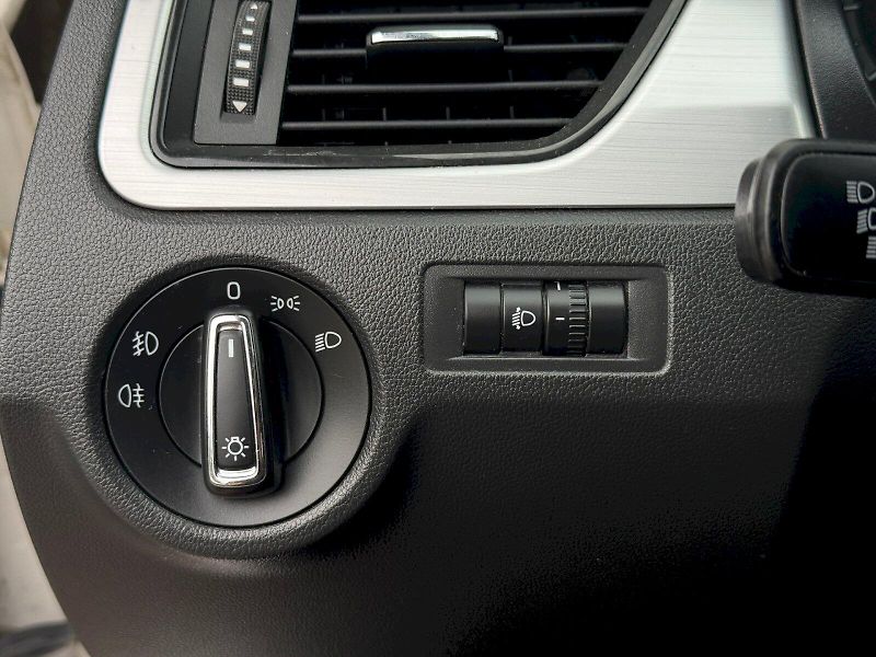 Škoda Rapid (2018) 1.0 TSI 81 kW Ambition Plus - fotka 15 z 20