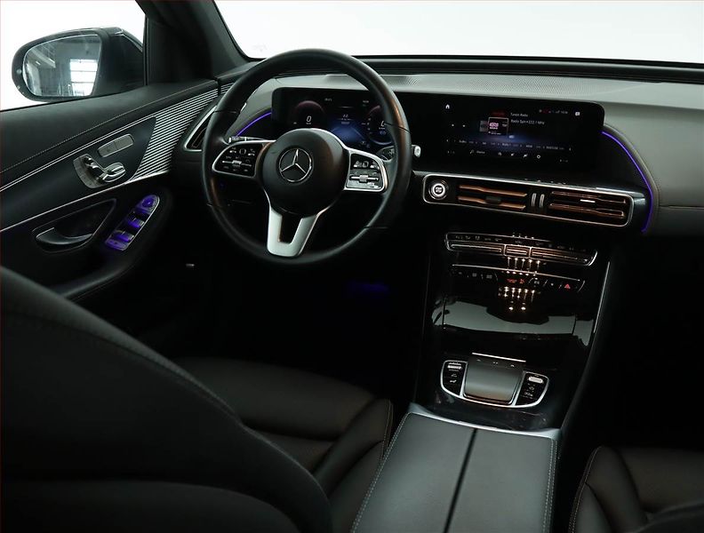 Mercedes-Benz EQC (2022) 400 4MATIC, SoH 95% - fotka 7 z 21