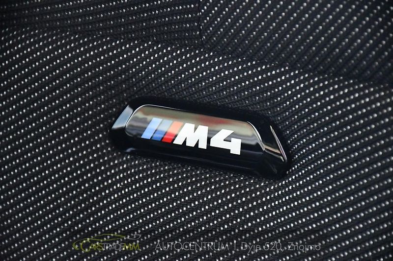 BMW M4 3.0i 45tKM!! ČR DPH LED - fotka 42 z 53