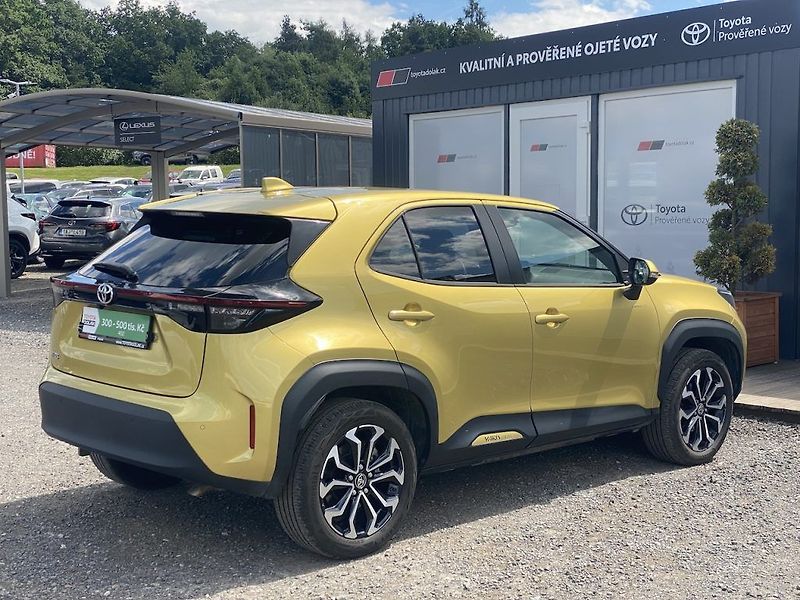Toyota Yaris Cross 1.5i, ČR-1, StyleTech, automat - fotka 7 z 16