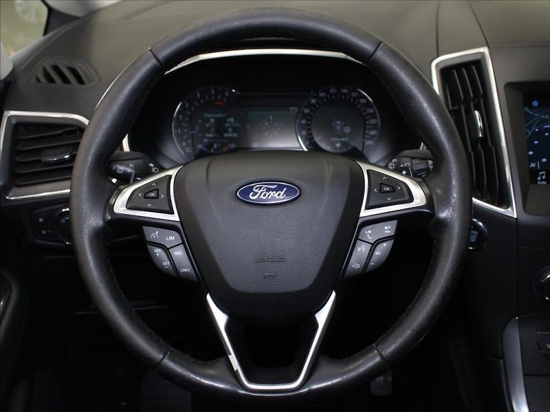 Ford S-MAX 2,0 TDCi 110kW Titanium Tažné - fotka 11 z 17