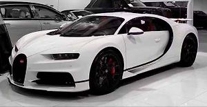 Bugatti na portálů TipCars.