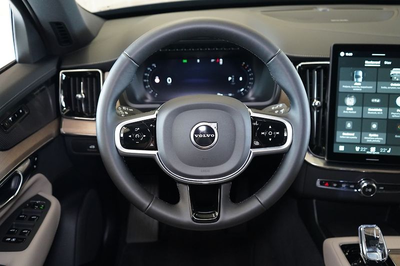 Volvo XC90 B5 PLUS Bright, Vzduch, 360° - fotka 24 z 50