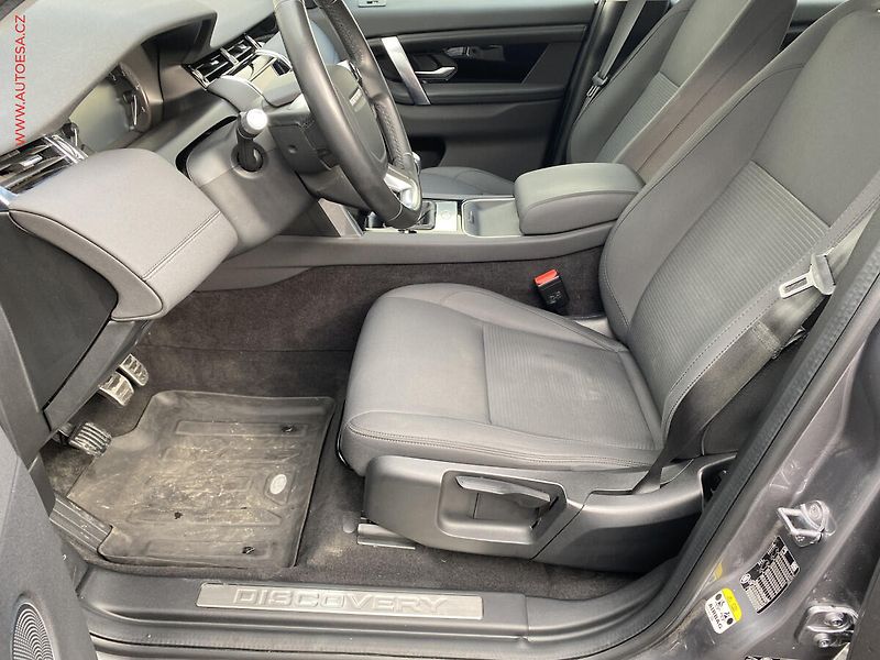 Land Rover Discovery Sport (2020) 2.0D, Sport, LED, navi, panor - fotka 11 z 17