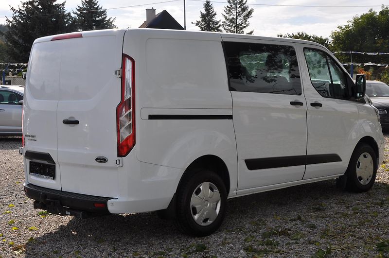 Ford Transit Custom 2.0TDCi 96kW TREND 6.míst - fotka 2 z 17
