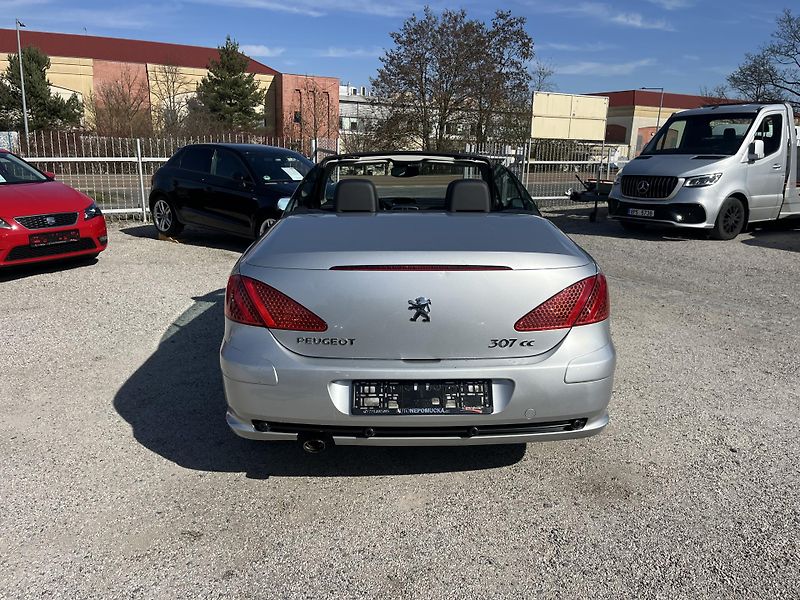 Peugeot 307 (2004) 2.0i 16v 100kw Kabriolet - fotka 6 z 30