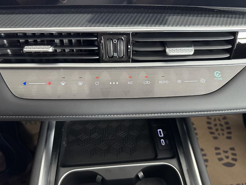 Chery Tiggo 7 (2026) 1,6T ICE Luxury FWD - fotka 42 z 53