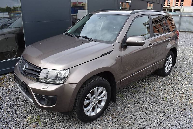 Suzuki Grand Vitara 1,9 DDiS 1M, SUPER, JAKO NOVÝ - fotka 1 z 16