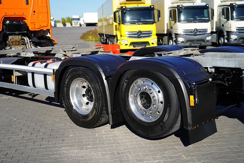 Mercedes-Benz (2016) ANTOS / 2645 / E 6 / BDF / 7.1 - fotka 47 z 53