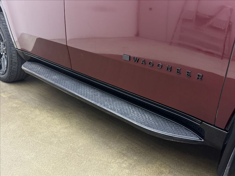 Jeep Wagoneer 5,7 V8 VZDUCH 7-MÍST DPH 360° - fotka 55 z 60